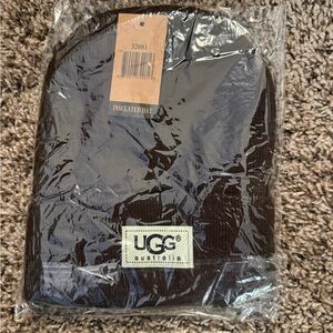 UGG Winter Hat/Sock Hats NWT